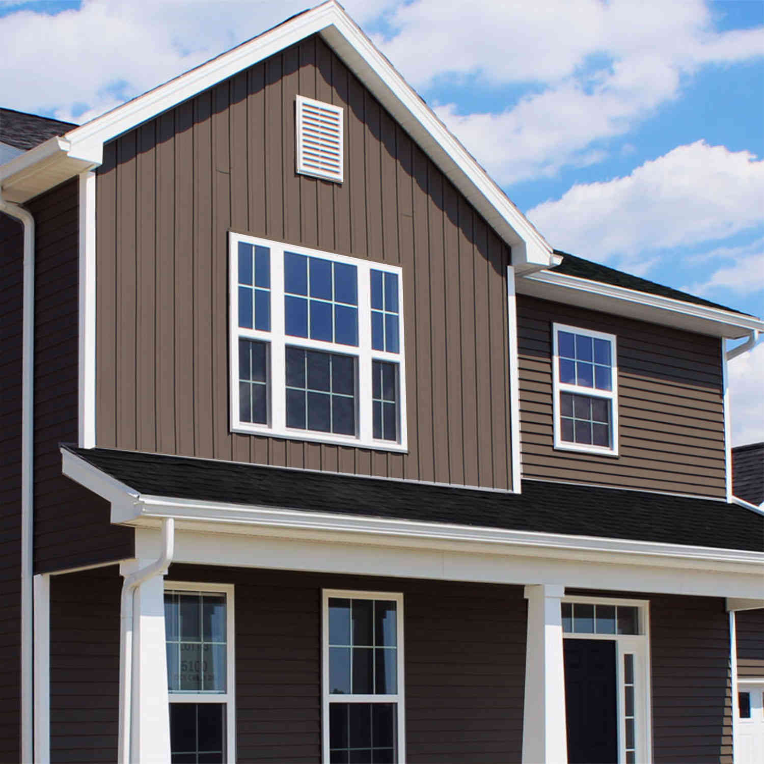 Polaris Board and Batten Vertical Vinyl Siding (1 Square)